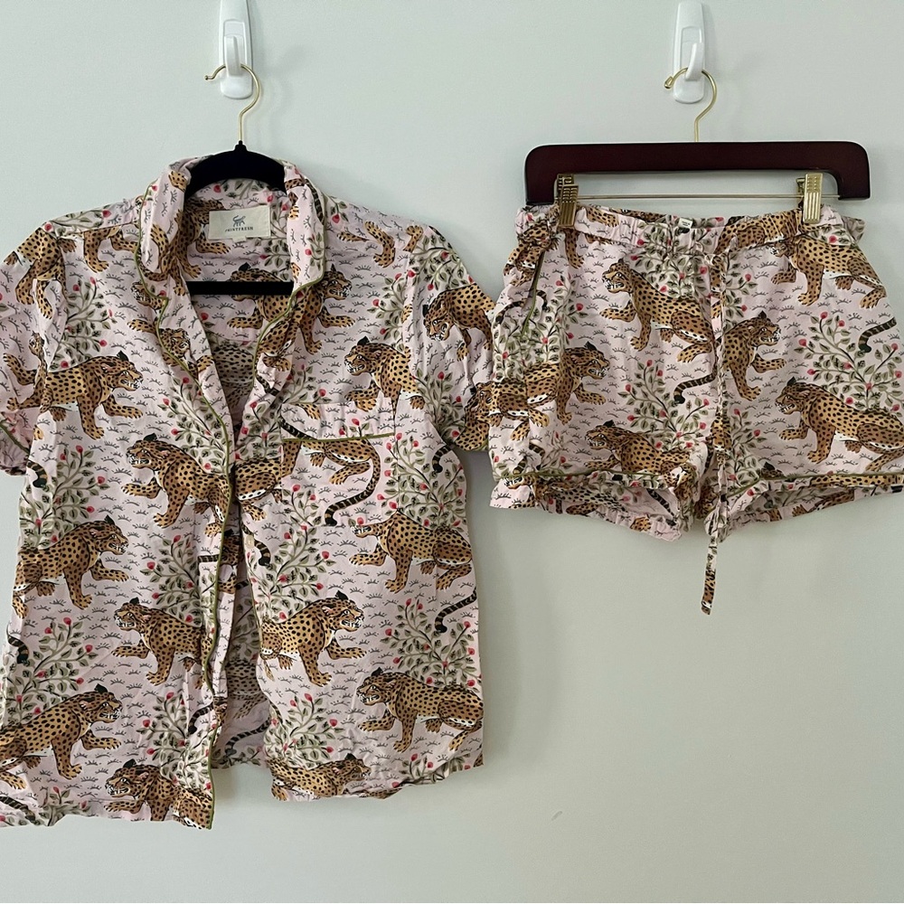 Printfresh Pink and Green Leopard Print Pajama Set